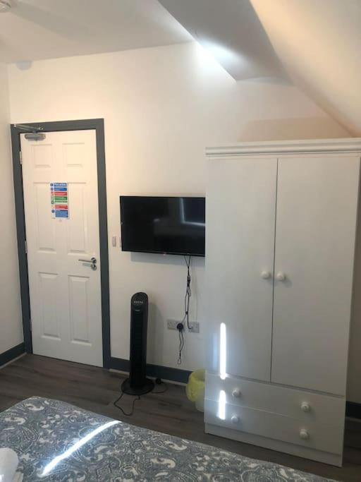Newly Refurbished Studio, Great Location 8 Studios 诺丁汉 外观 照片