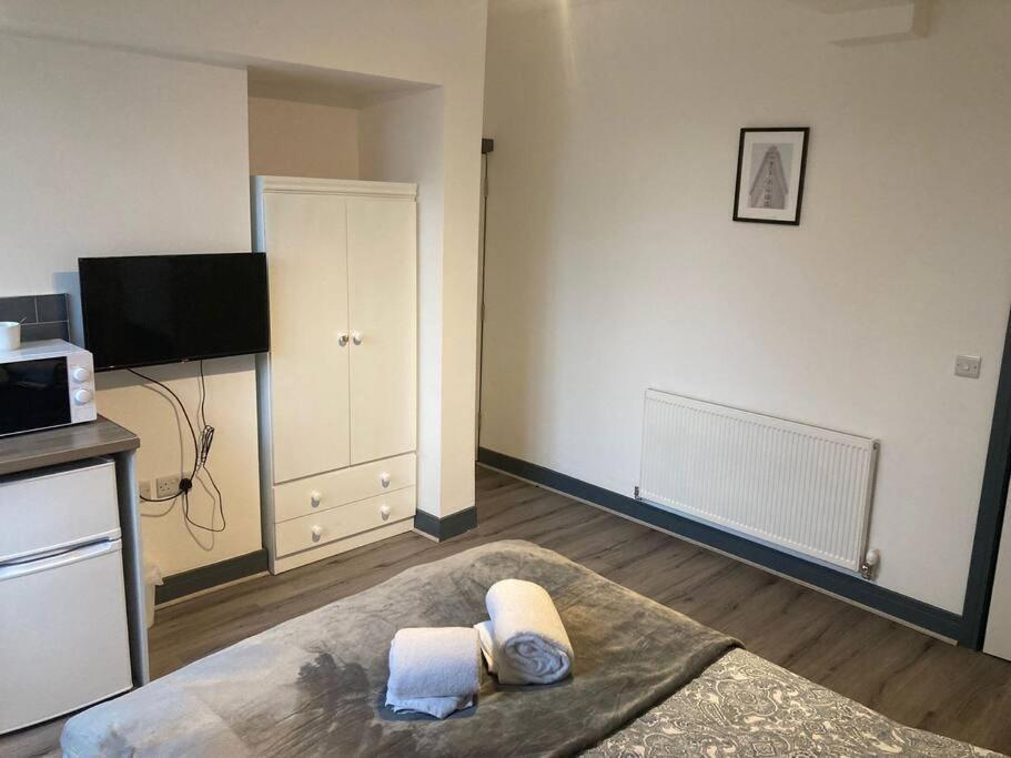 Newly Refurbished Studio, Great Location 8 Studios 诺丁汉 外观 照片