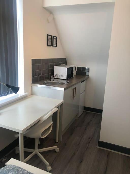 Newly Refurbished Studio, Great Location 8 Studios 诺丁汉 外观 照片