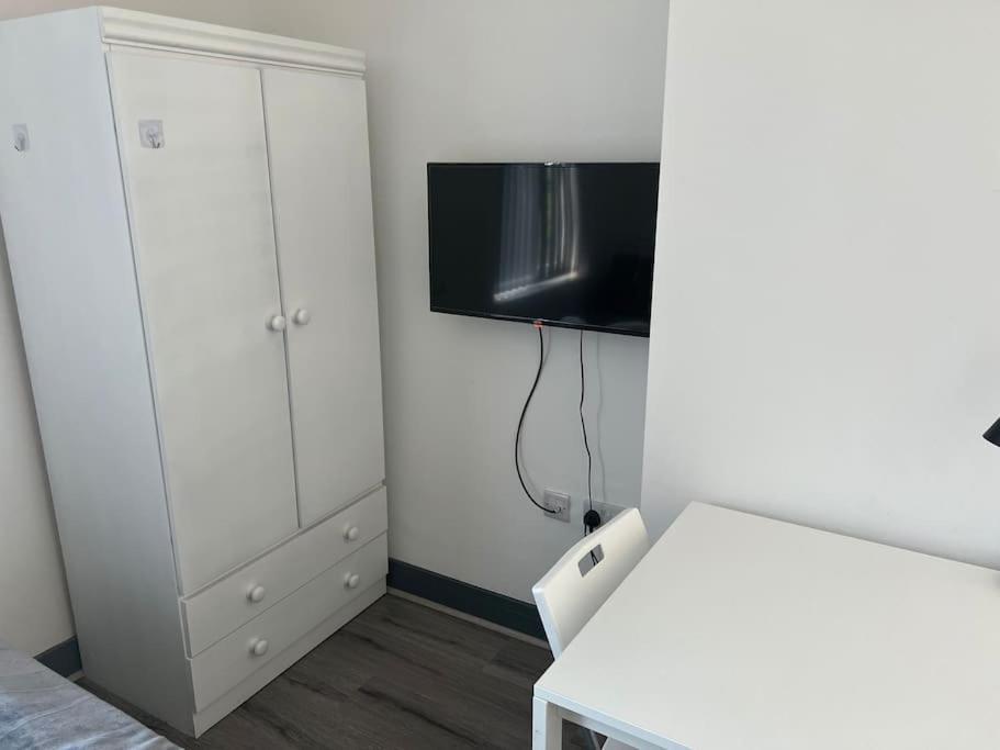 Newly Refurbished Studio, Great Location 8 Studios 诺丁汉 外观 照片